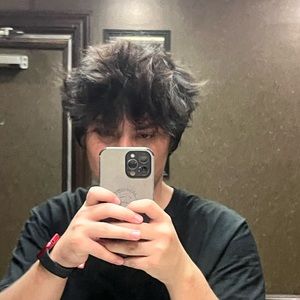 Meet your Posher, Samuel